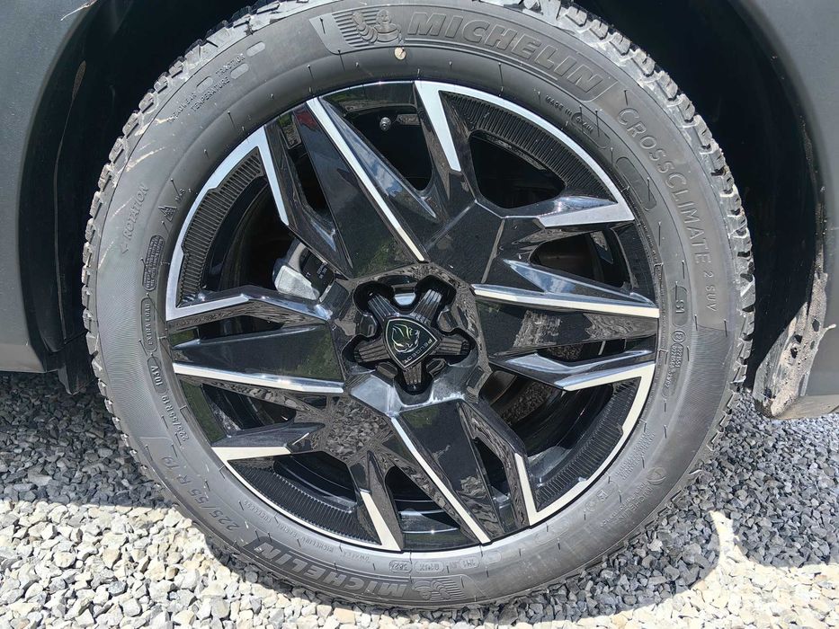 Джанта за пежо 225.55.19.Перфектно състояние