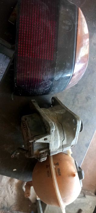 останали части от голф 3 абф