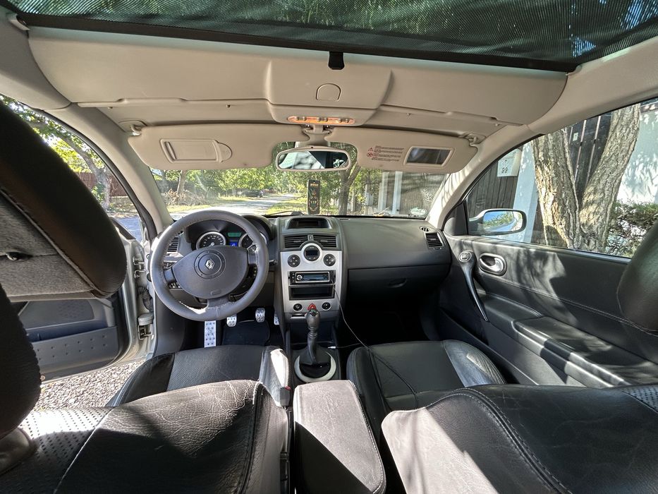 Renault Megane CC 2.0T ( RS de buget)