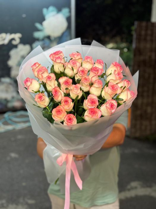 Розы, пионы, гортензии цветы букеты