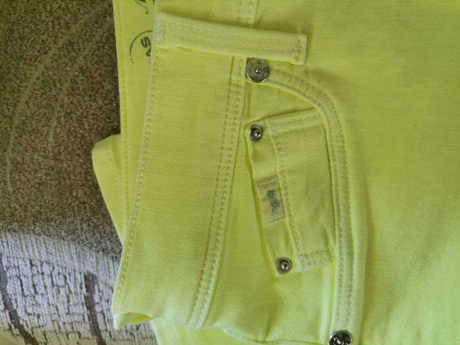 Чисто нови страхотни дънки gas