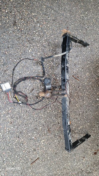 Теглич за VW Туаран