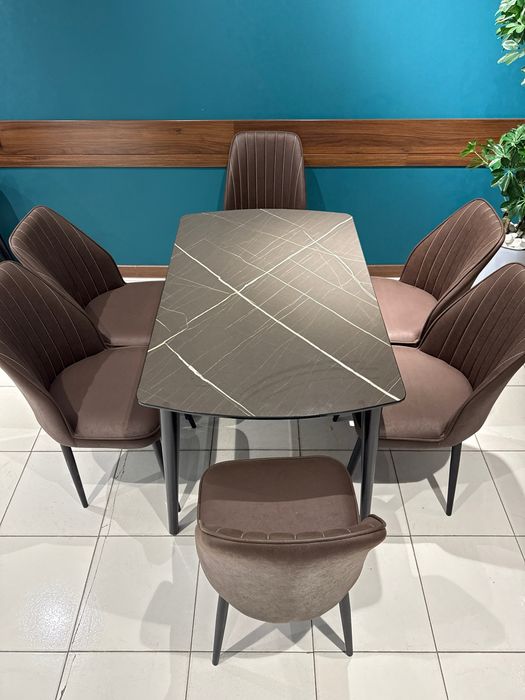 Стол стул сотилади идеал холатда!