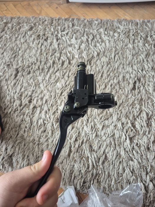 Vând mâner frana hidraulica pentru scuter electric harley Citycoco