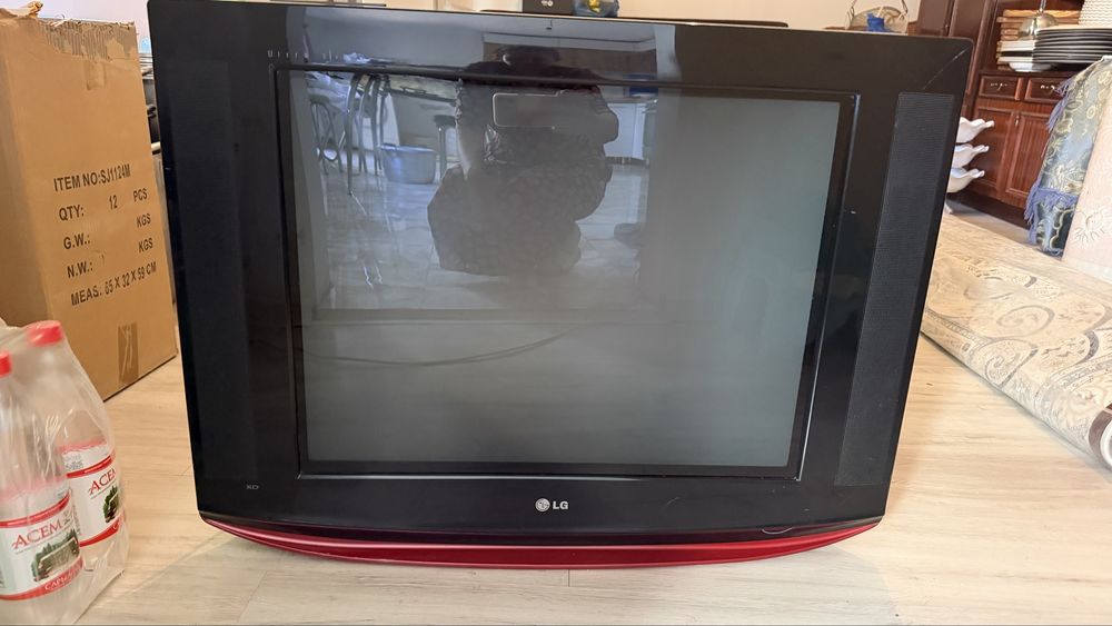 Телевизор LG  в отличном состоянии