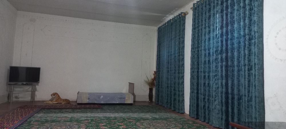 ijaraga uy qizlarga beriladi