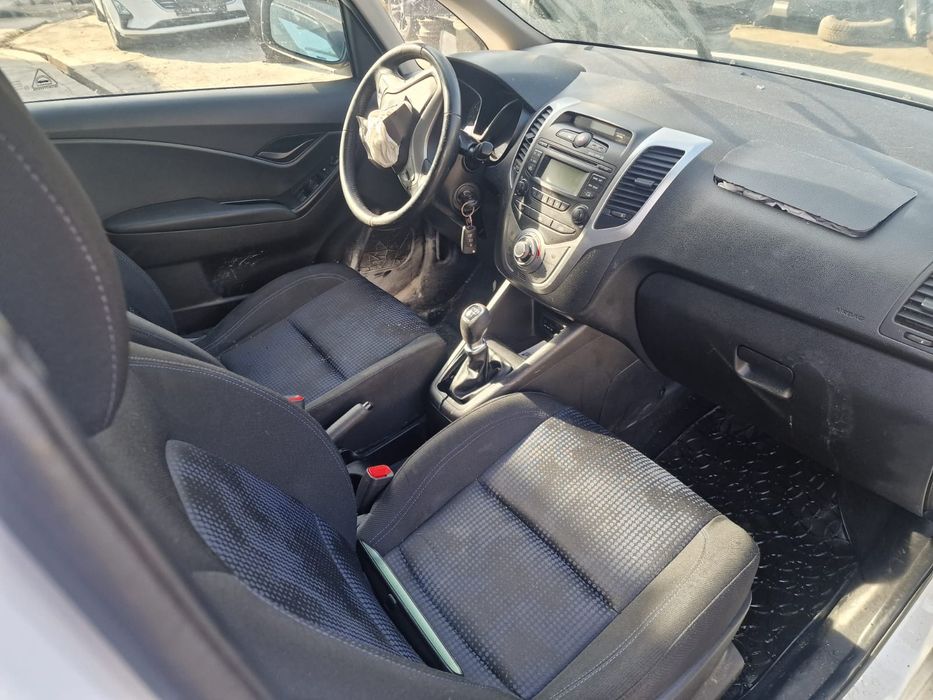 Dezmembram Hyundai ix20 2011 1.4 benzina G4FA