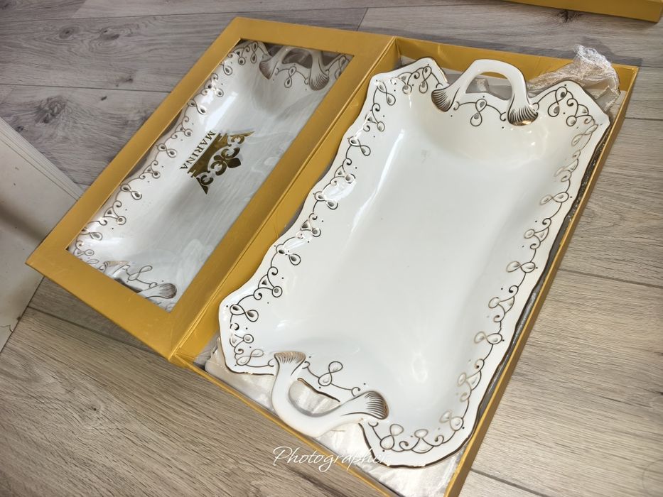 Продам блюдо восьмерка
