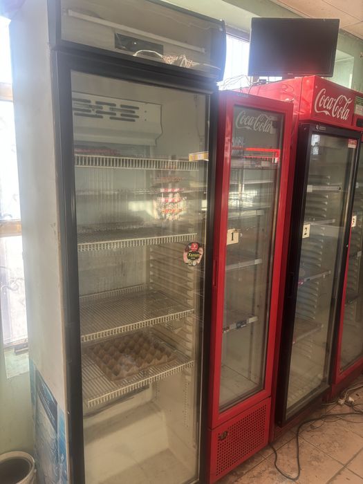 Холодильник для магазина