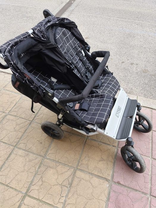 MOUNTAIN BUGGY Комбинирана количка за близнаци DUET V3 GRID