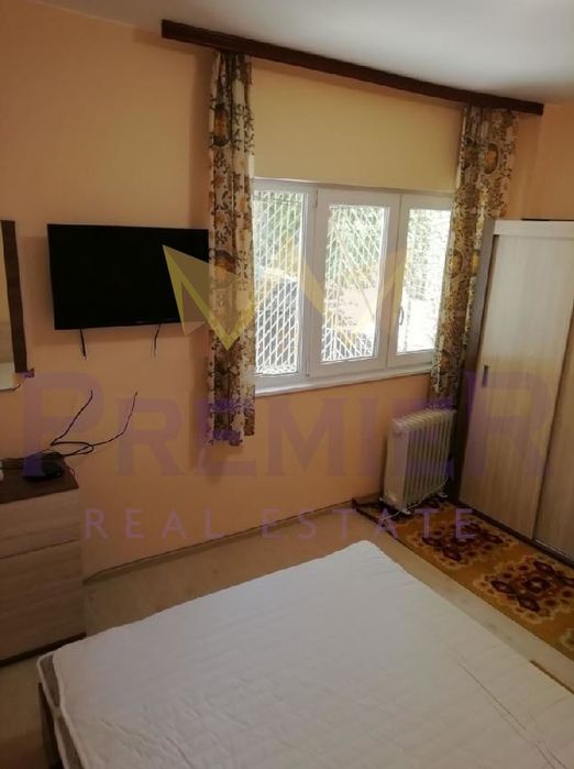 Дава се под наем Двустаен апартамент в Варна, Център - 55 кв.м за 357 € - Снимка #5