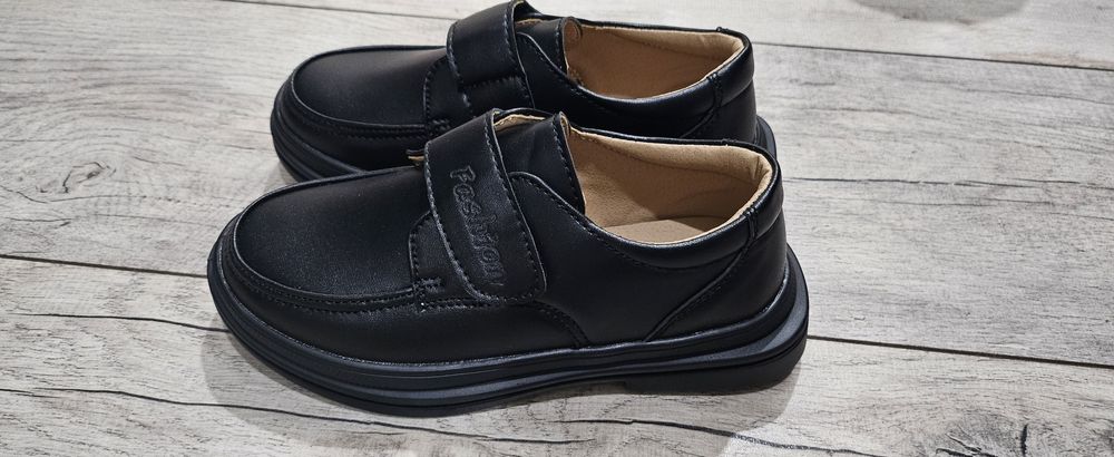 Продам туфли детские