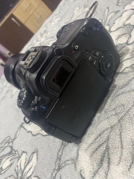 De vanzare canon d60