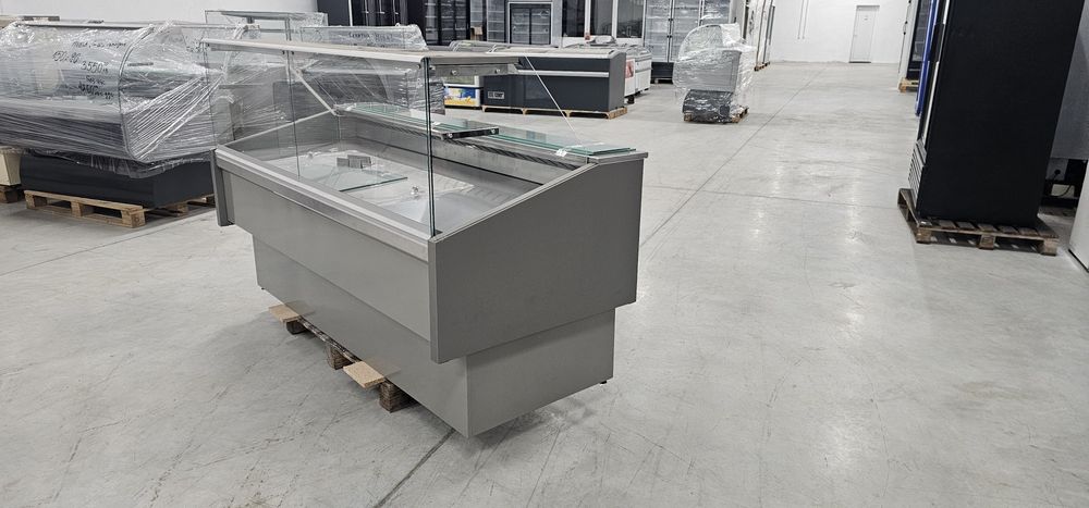 Хладилна витрина 200х90