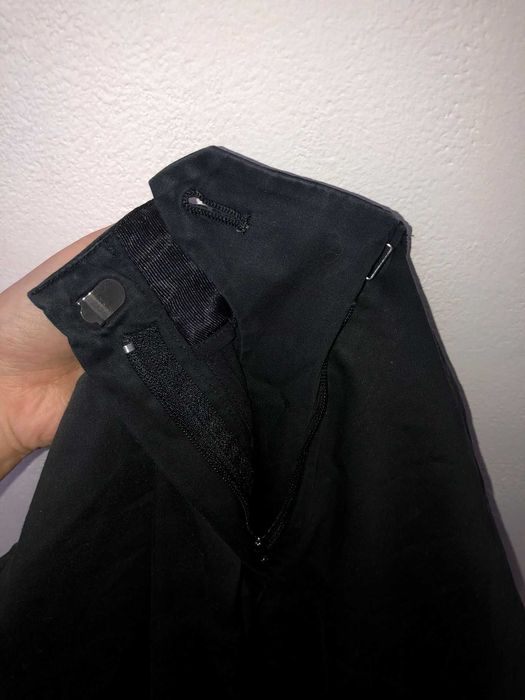 Pantaloni Armani negrii pentru femei