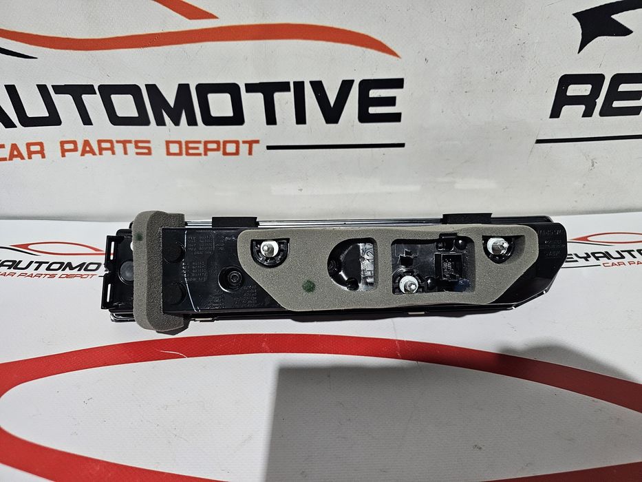 Stop stanga haion Lamborghini Urus dupa 2018 cod 4ML945071B NOU