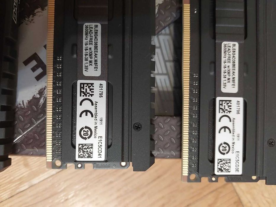 32GB DDR4 3600Mhz CL16 - Ballistix Elite, Corsair Vengeance LPX