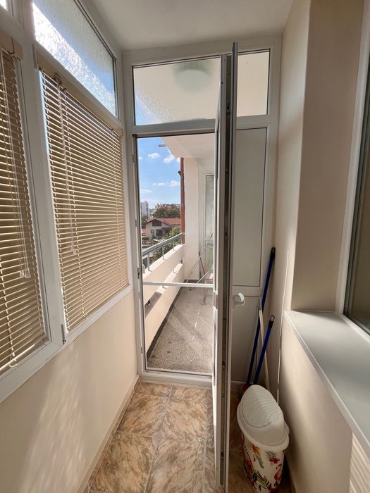 Дава се под наем Двустаен апартамент в Плевен, Идеален център - 69 кв.м за 420 € - Снимка #1