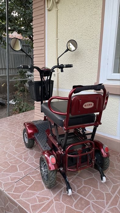 Scuter/carucior electric IT-04