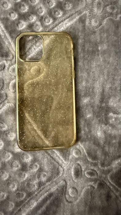 chexol iPhone 12/12pro/narxi kelishiladi