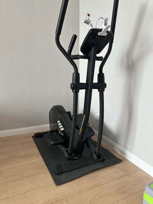 эллиптический тренажер. эллипс