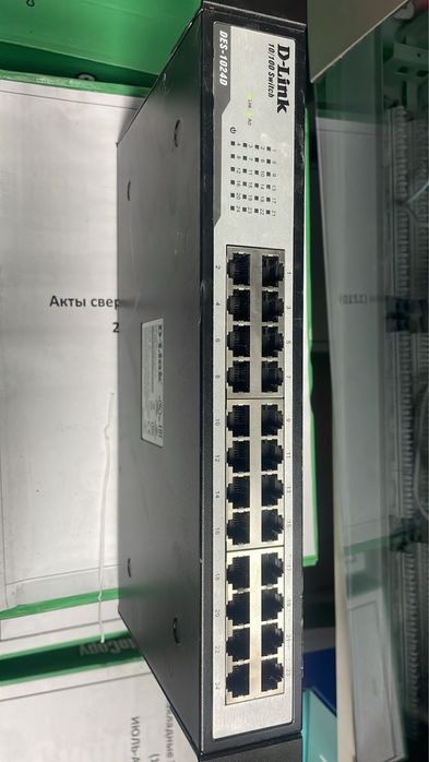 Комутатор D link на 100 мгбит