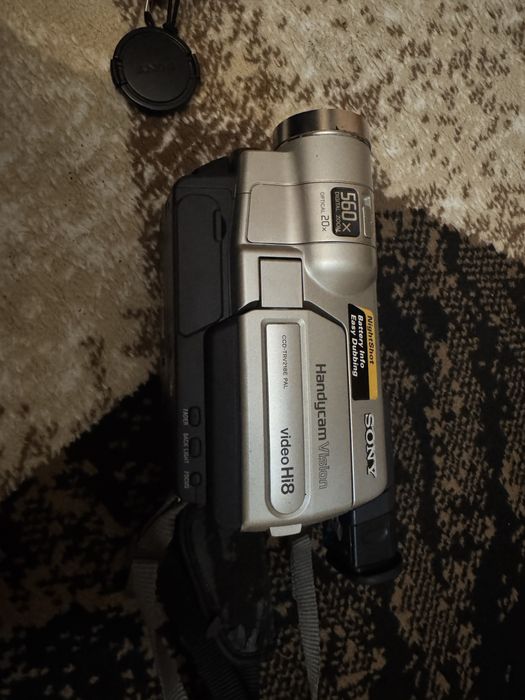 Sony Handycam Hi8 идеал