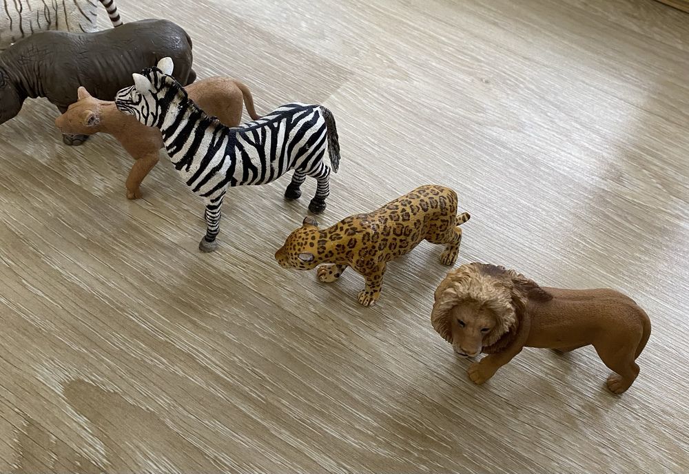 коллекционные фигурки и игрушки Schleich