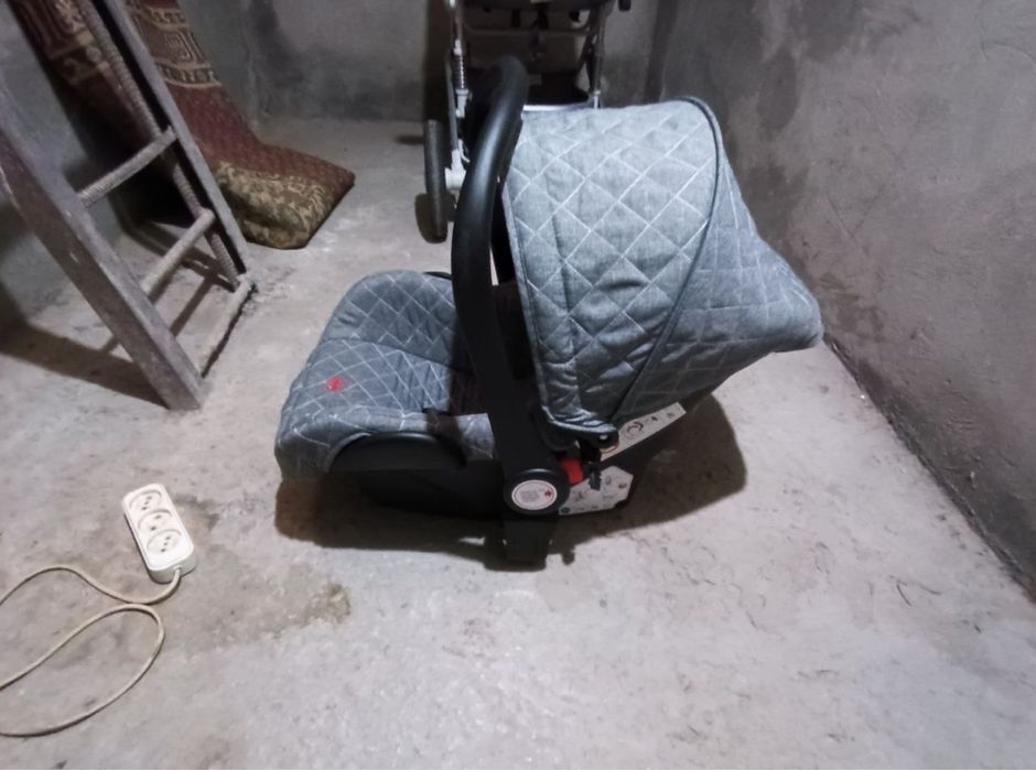 Avtokreslo yosh bolalar uchun