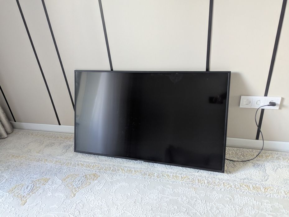 Телевизор марки "Samsung"