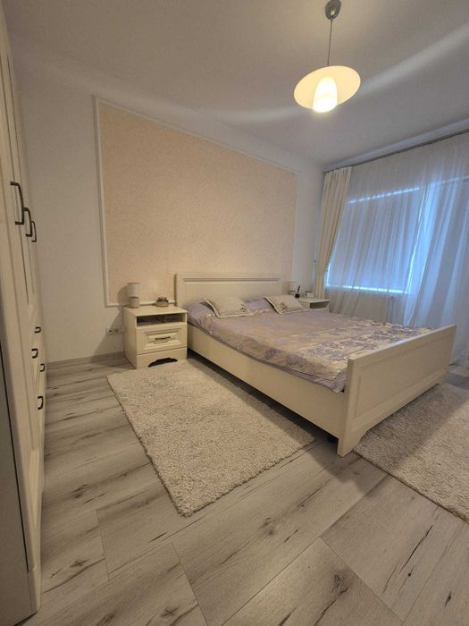 Vand apartament 2 camere