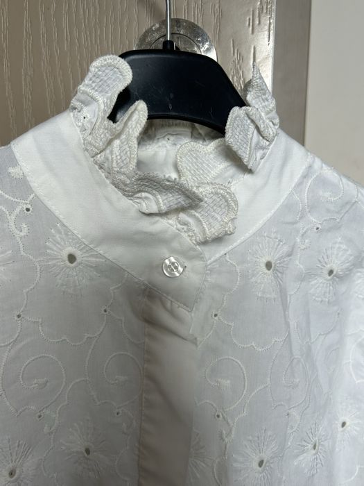 Дамска бяла риза