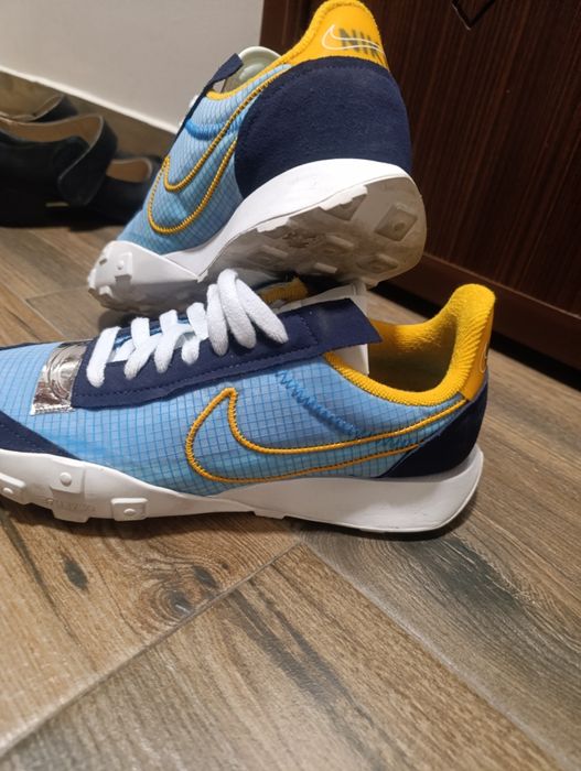 Маратонки Nike 40,5