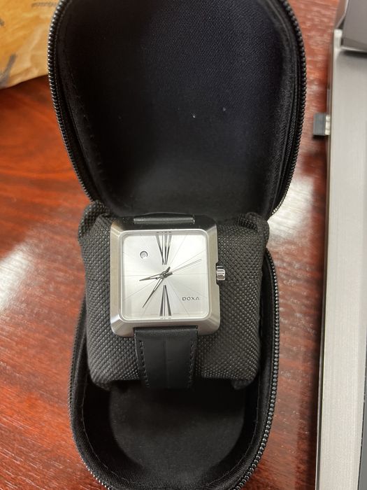 Ceas Doxa Grafic Square 360.10.022.01