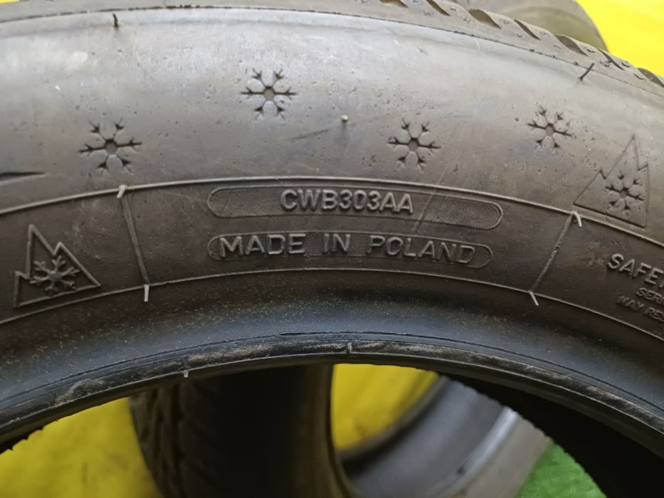 Шины 165/65 R15 Dunlop пара.