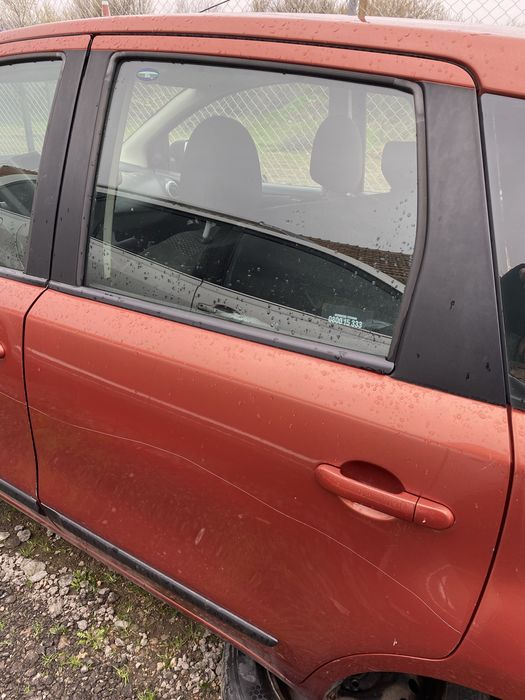 Лява/дясна врата Nissan Note/Нисан Ноте/2007г