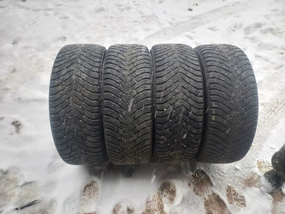 Продам зимнюю резину Б/У