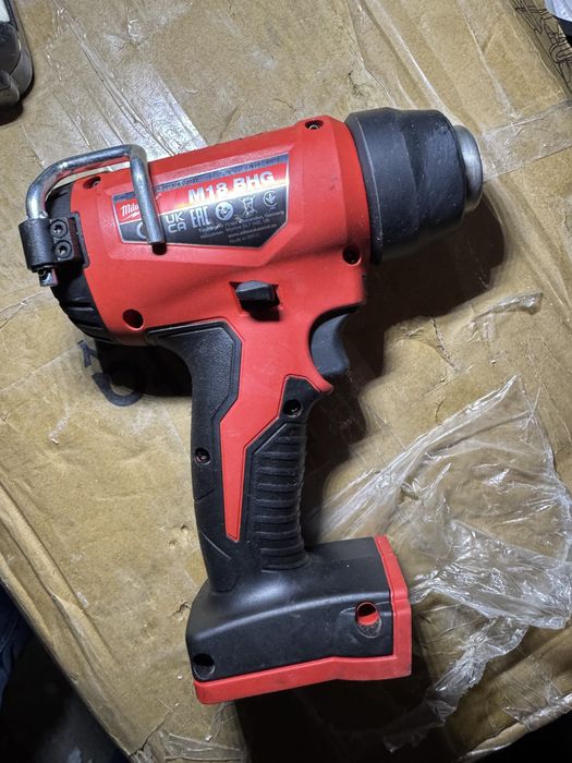 Milwaukee BHG  aer cald