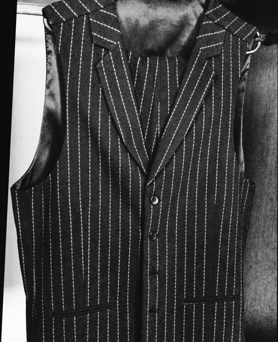 Кастюм Тройка сатылады