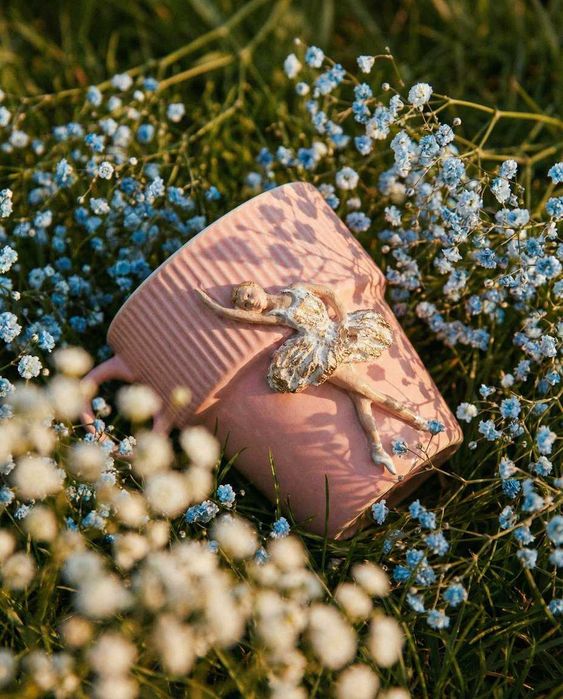 Căni lucrate manual