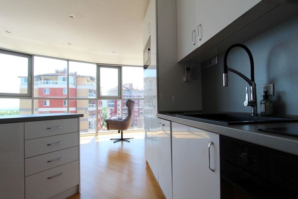 Продава се Двустаен апартамент в София, Младост 4 - 67 кв.м за 3730 €/кв.м - Снимка #4