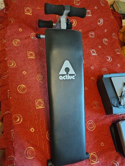 Aparate Fitness Active  Banca abdomene, Ab roller, extensor cu arcuri