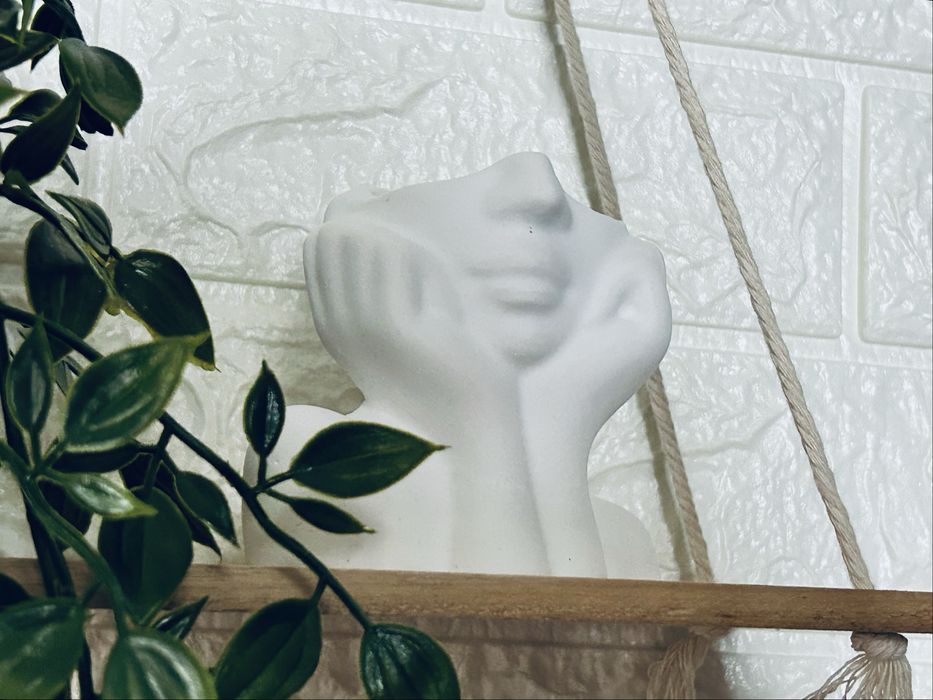 Декоративна арт фигурка – ръчно излъчване и модерен стил