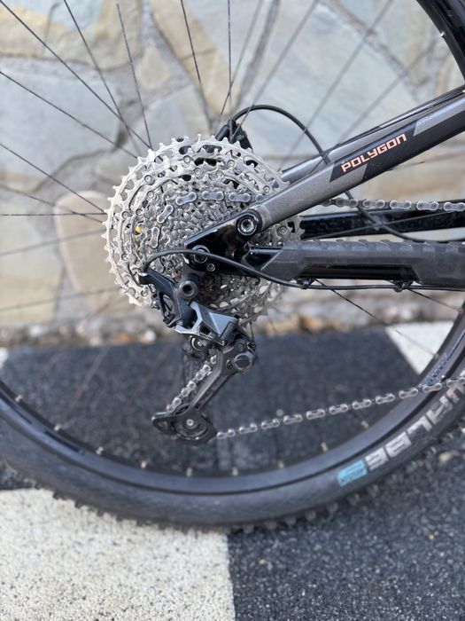 Bicicleta Polygon Siskiu T8 Charcoal Black 29