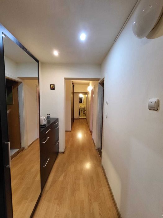 Ap 3 camere, 2 bai, decomandat, Sibiu, Str Uzinei, et 4