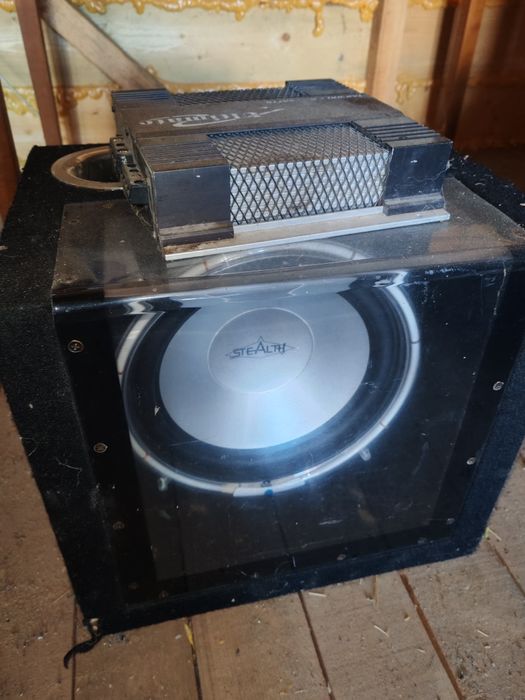 Vând subwoofere în stare buna