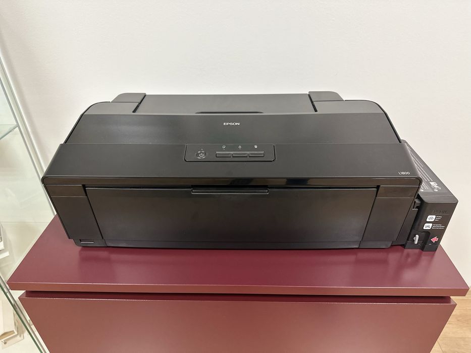 Epson L1800, A3+ мастиленоструен фото принтер, подходящ за фото печат