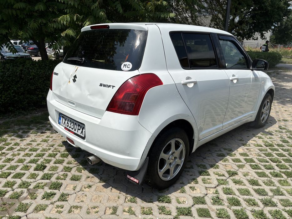 Сузуки Суифт 2005 с АГУ