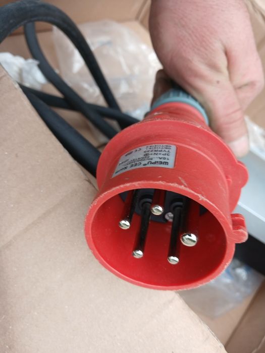 Statie de incarcare pentru vehicule electrice, 11KW, 32A, tip2,