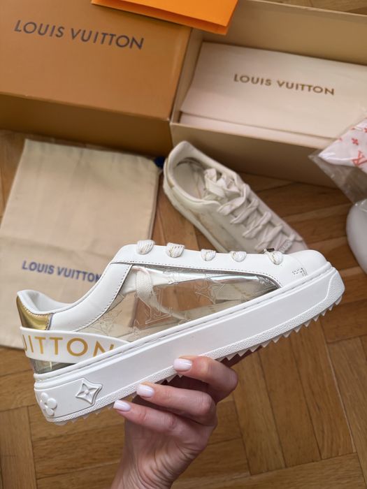 Louis Vuitton бели кецове обувки